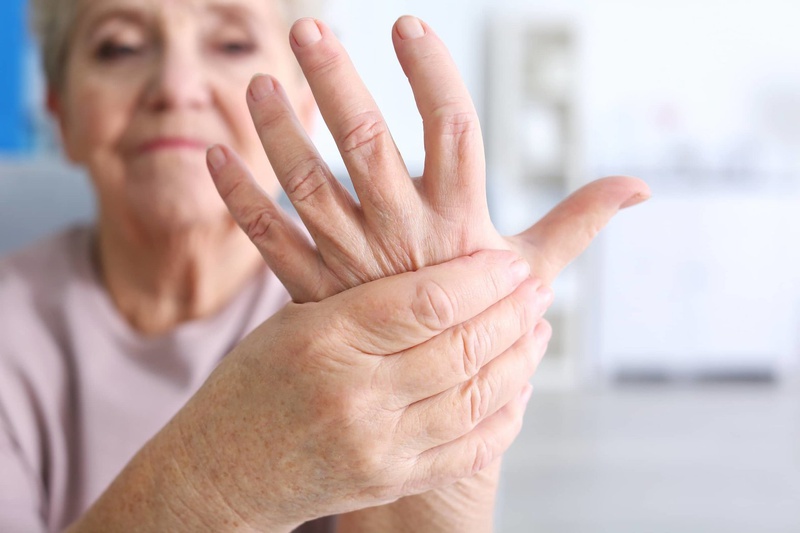 Viêm khớp tay trái: Nguyên nhân, triệu chứng và cách điều trị2