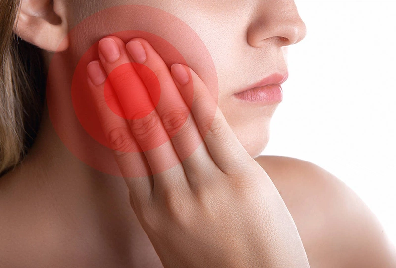Viêm khớp thái dương hàm nổi hạch nguy hiểm ra sao? 2