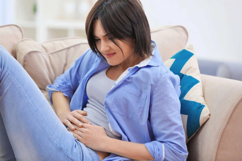 Thăm khám bác sĩ ngay khi có dấu hiệu bị viêm ống dẫn trứng