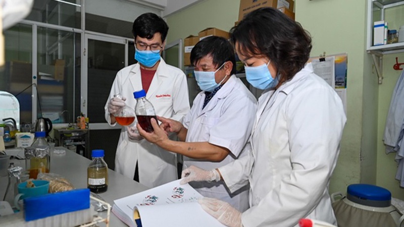 Việt Nam sắp có thuốc điều chế từ thảo dược trị Covid-19 1