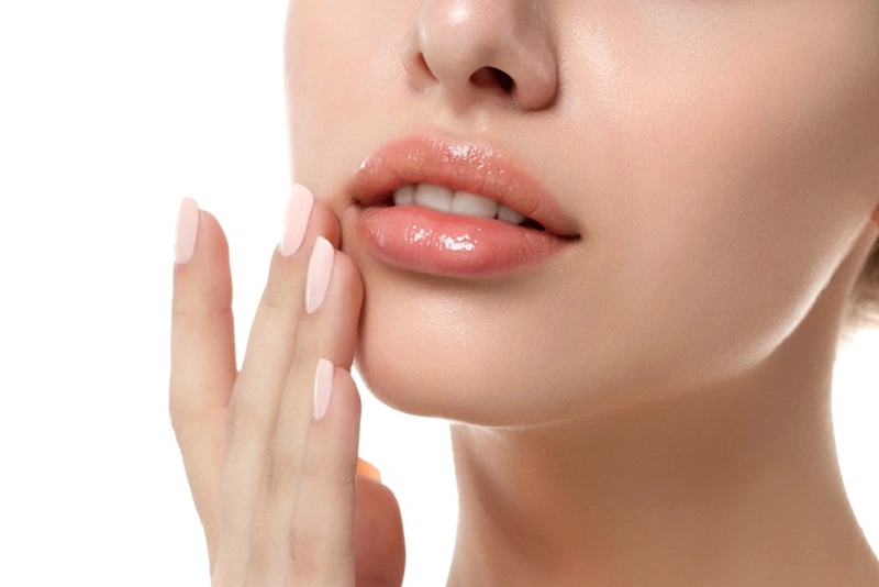 Xăm môi bôi dầu gấc được không? Công dụng tuyệt vời của dầu gấc 2
