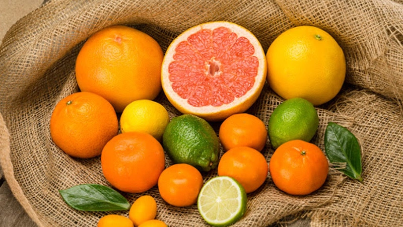 xăm môi uống nước chanh được không 2