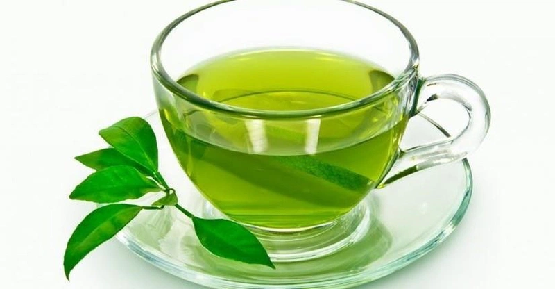 Xông mặt bằng trà xanh trắng da, trị mụn hiệu quả-2