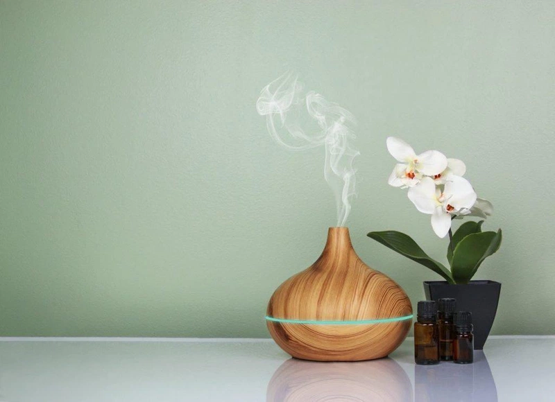Xông tinh dầu khi ngủ có tốt không? Gợi ý 5 loại tinh dầu tốt cho giấc ngủ 2