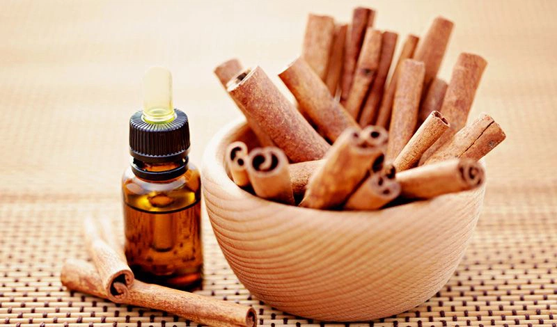 Xông tinh dầu quế có tác dụng gì đối với sức khỏe?2