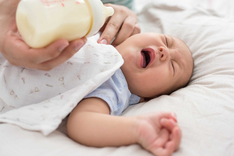 Hướng dẫn cách xử lý khi trẻ bị trào ngược dạ dày nhanh chóng 1