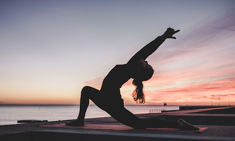 Tìm hiểu về Yoga chữa lạc nội mạc tử cung cho chị em phụ nữ