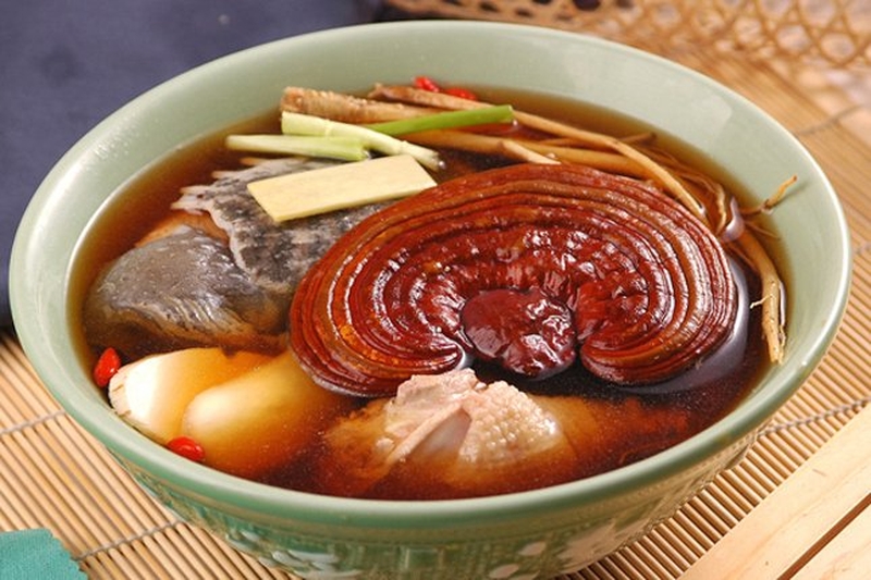 Gà hầm nấm linh chi - Món ăn tốt cho sức khỏe