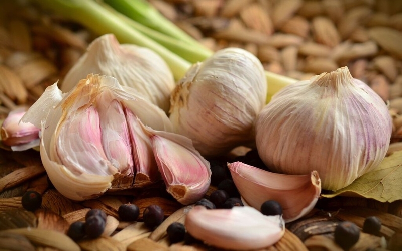 Gan nhiễm mỡ ăn tỏi được không? Bật mí cách ăn tỏi cho người bệnh gan nhiễm mỡ 1