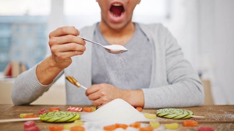Cần hạn chế tối đa việc tiêu thụ thực phẩm làm tăng tích tụ mỡ trong gan