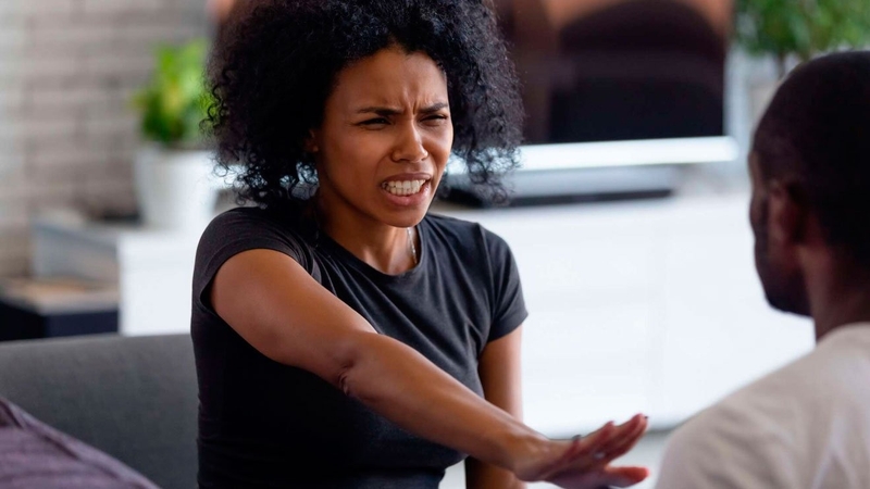 Gaslighting là gì? 8 dấu hiệu nhận biết bạn đang bị gaslighting 3