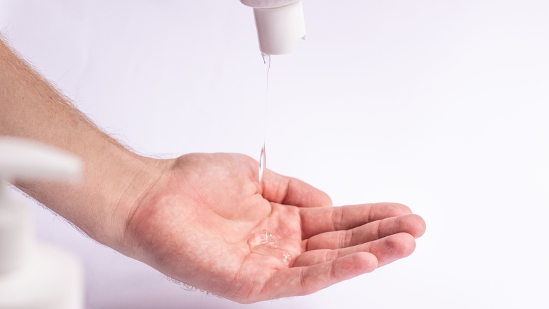 Dạng bào chế gel có chức năng chính là mang dược chất hoặc hoạt chất bôi lên da