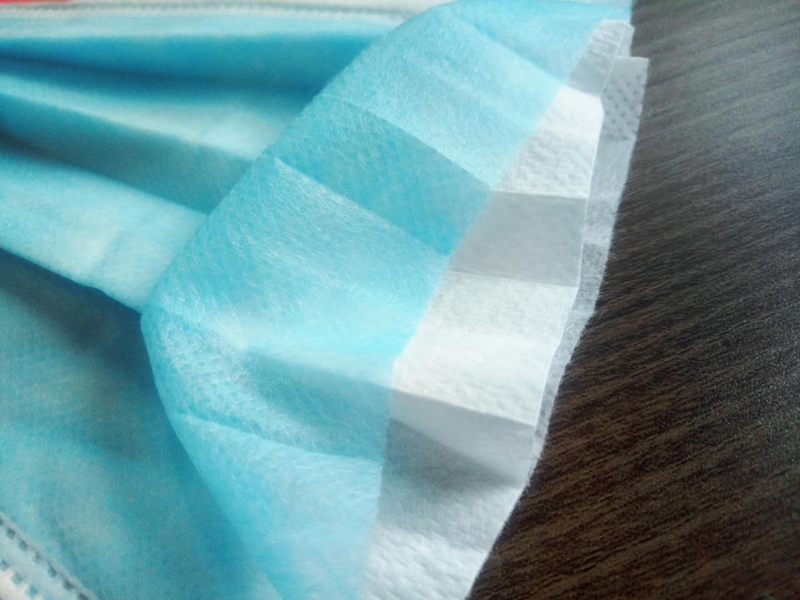 Giá 1 hộp khẩu trang y tế là bao nhiêu 2