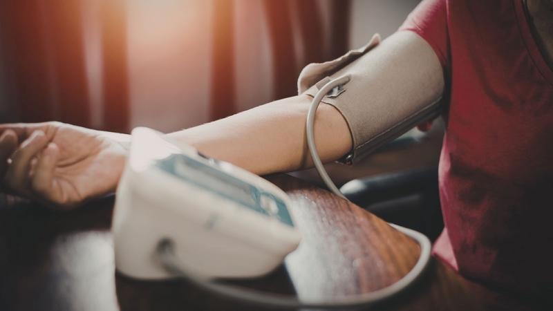 Để lựa chọn máy đo huyết áp Omron phù hợp, người dùng nên cân nhắc kỹ nhu cầu sử dụng