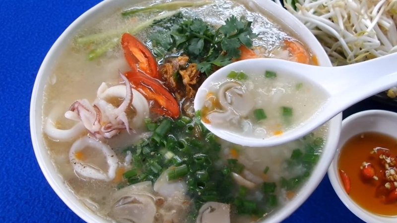 Người mắc bệnh gout nên hạn chế ăn cháo mực