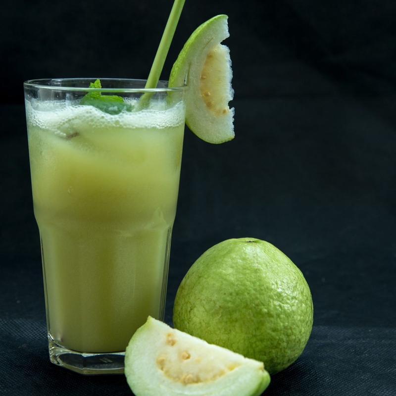 Giá trị dinh dưỡng của ổi như thế nào? Phụ nữ sau sinh ăn ổi được không? 3