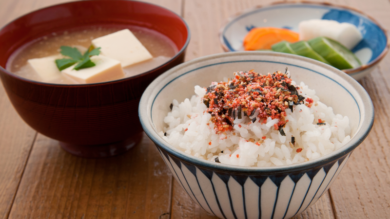 Cha mẹ cần duy trì chế độ ăn đủ chất cho trẻ