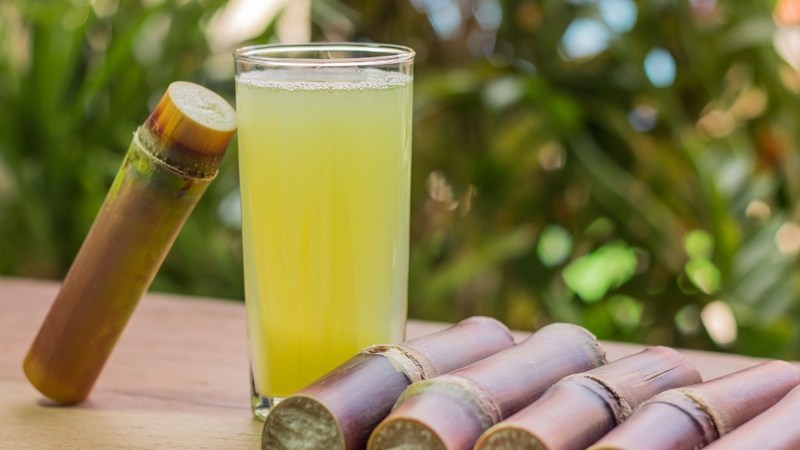 Đau dạ dày uống nước mía được không? Lợi ích của nước mía với sức khỏe 1