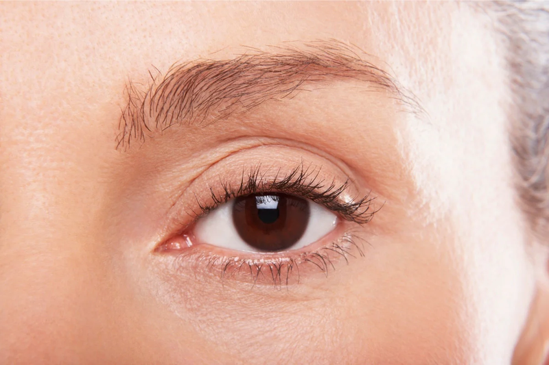 Giải đáp: Dùng Vaseline như kem dưỡng ẩm có được không? 2