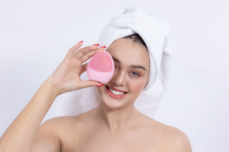 Giải đáp Eva: Máy rửa mặt có tác dụng gì? 03