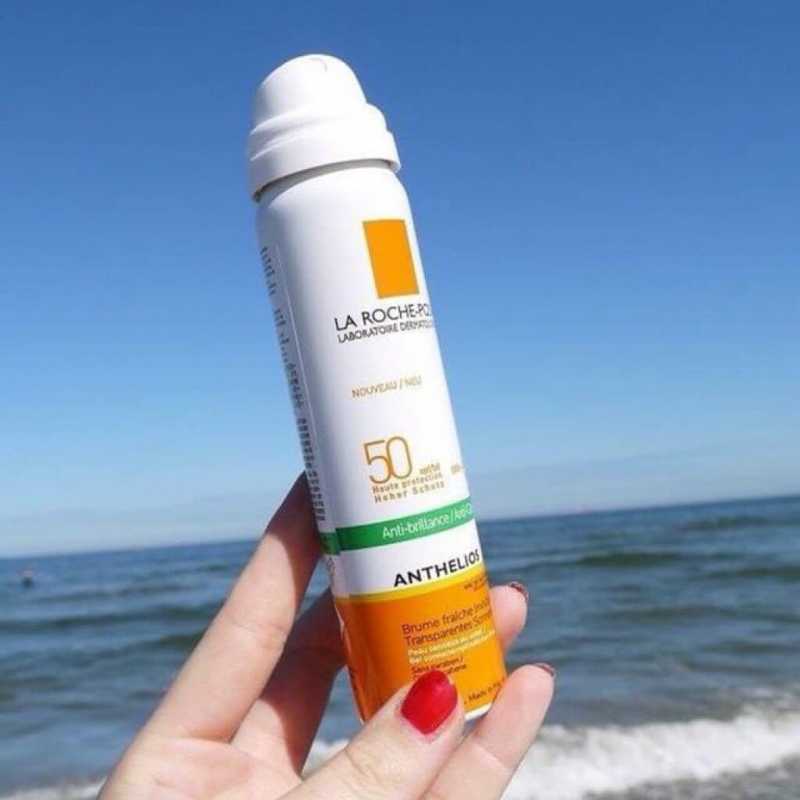 Giải đáp: Kem xịt chống nắng có được mang lên máy bay không 2