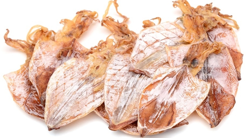 giai-dap-kho-muc-an-song-duoc-khong-luu-y-khi-an-kho-muc-1 Cropped.jpg