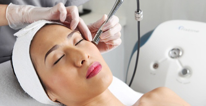 giai-dap-sau-khi-tay-not-ruoi-co-nen-boi-nghe-khong1