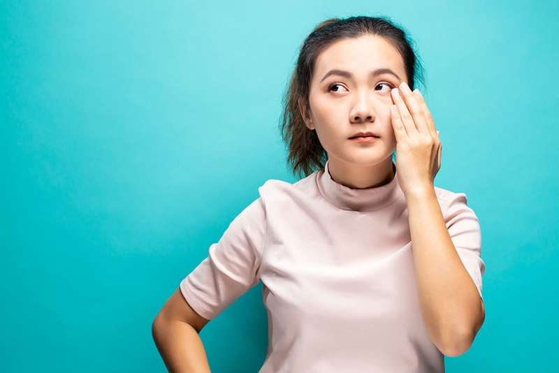 Giải đáp: Tại sao bọng mắt dưới bị sưng đỏ và đau 1