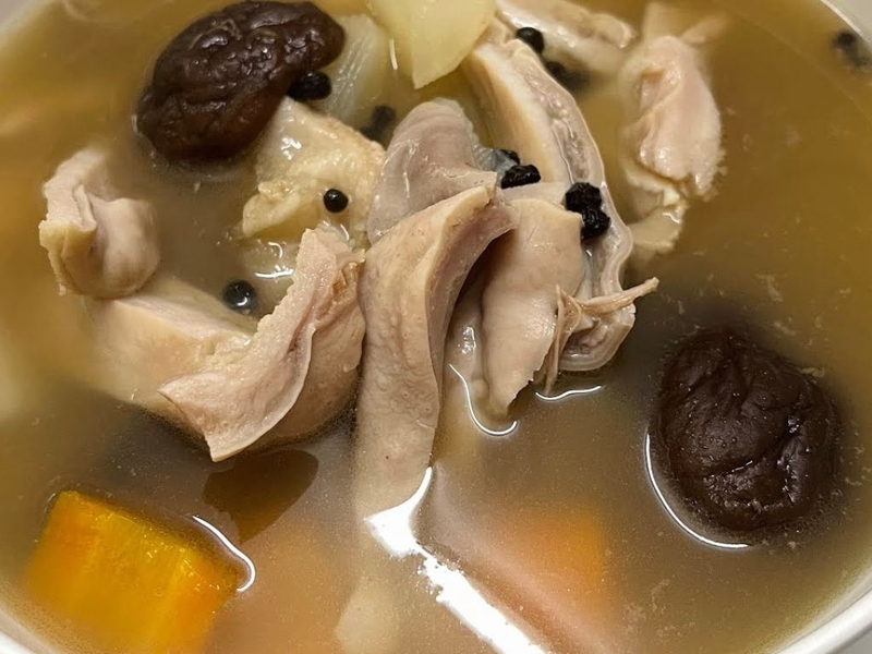 Giải đáp thắc mắc cho chị em: Sau sinh ăn dạ dày lợn được không? 3