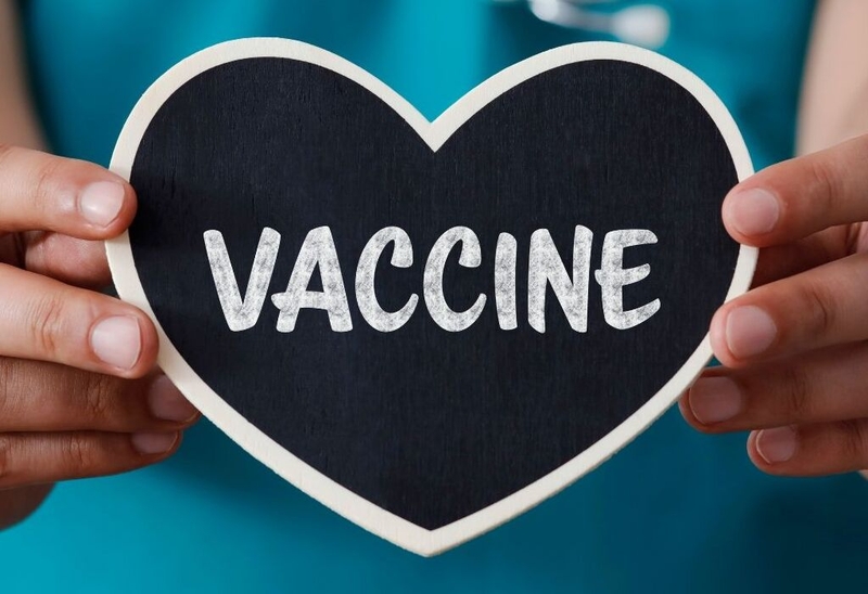 Giải đáp thắc mắc: Có nên mua gói tiêm chủng cho trẻ sơ sinh? 1