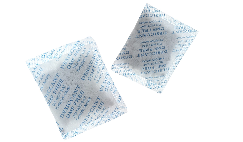 Để gói hạt chống ẩm tránh xa tầm tay trẻ nhỏ