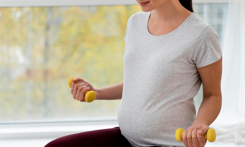 Giải đáp thắc mắc: Mẹ bầu có được đạp xe không?