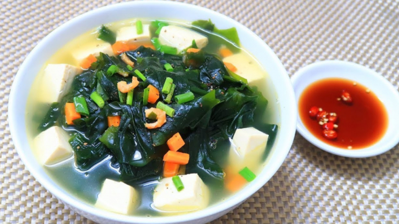 Giải đáp thắc mắc: Rong biển có ăn chay được không? 2