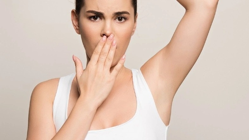 Giải đáp thực hư liệu ăn tỏi có hôi nách không? 1