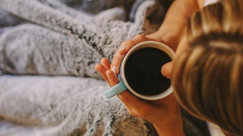 Uống cà phê mỗi ngày có tốt không? Cà phê giúp bạn tỉnh táo hơn nếu uống vào buổi sáng