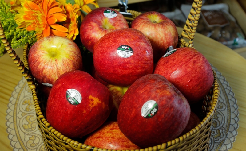 Giảm sưng húp mắt nhanh chóng nhờ 10 loại thực phẩm này 1