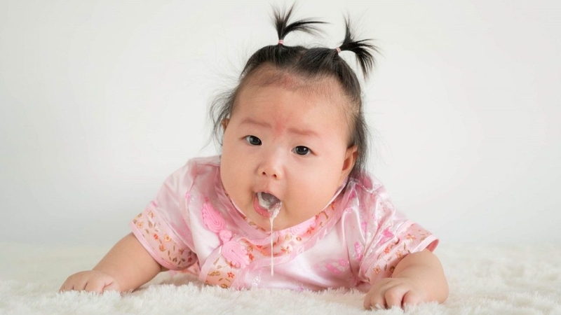 Thai nhi giãn não thất bên phải 9mm có ảnh hưởng không? 3