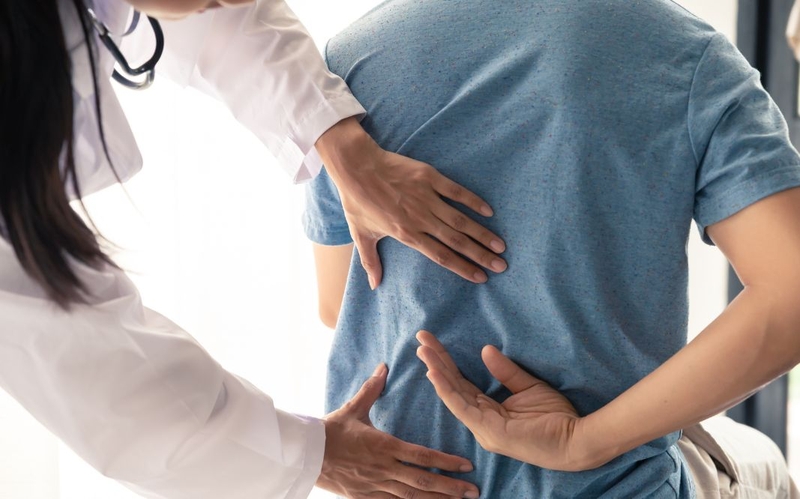 Giật cơ lưng: Nguyên nhân, triệu chứng và cách điều trị 4