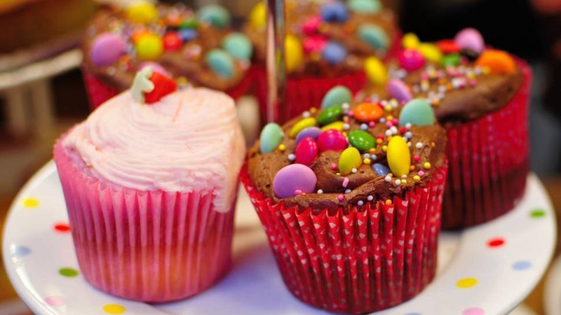 Fructose được dùng làm chất tạo ngọt trong bánh kẹo, có vòng năm carbon