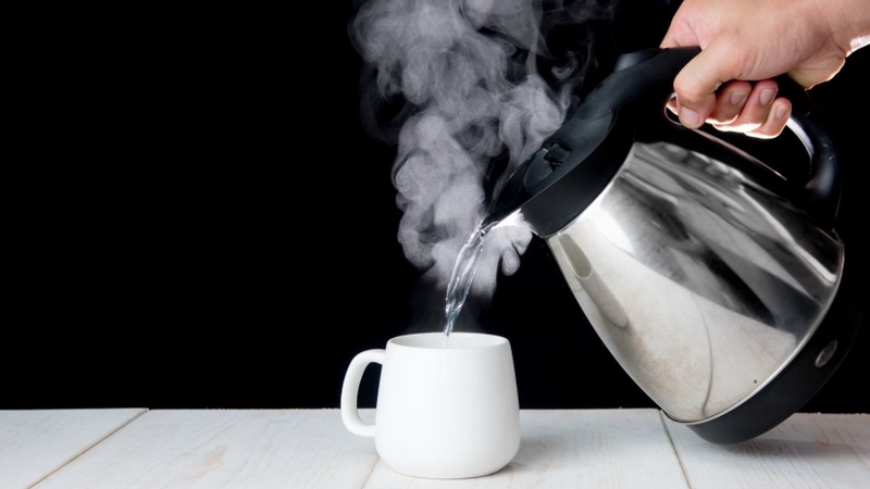 Góc giải đáp: Nước đun sôi nhiều lần có tốt không? 3