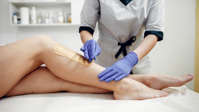 goc-giai-dap-sau-khi-wax-long-bikini-co-duoc-quan-he-khong 1