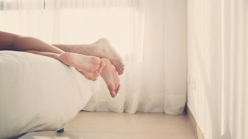Góc giải đáp: Sinh non bao lâu thì quan hệ được? 2