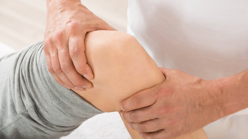 Góc giải đáp: Tràn dịch khớp gối có nên xoa bóp không? 2