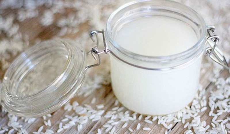 gội đầu bằng nước vo gạo 3