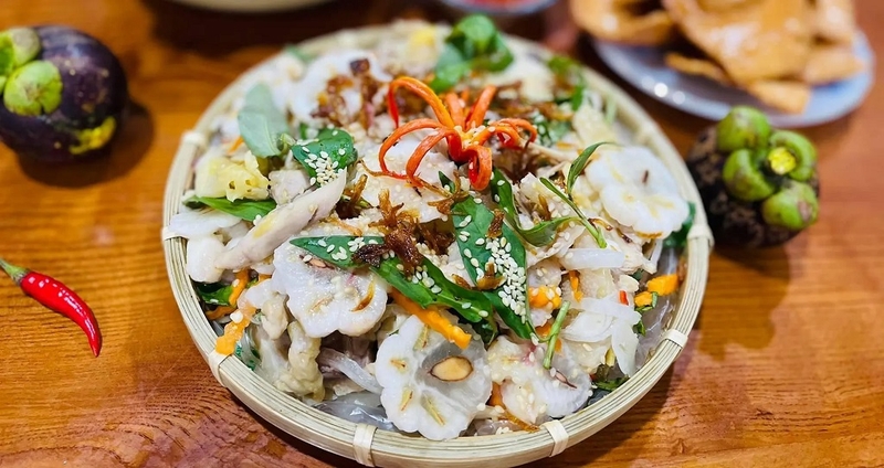 Gỏi gà măng cụt có độc không? Câu trả lời từ chuyên gia dinh dưỡng 2