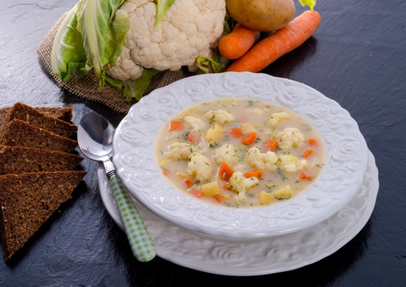 Gợi ý 2 món cháo bông cải trắng cho bé ăn dặm đầy đủ dinh dưỡng 4