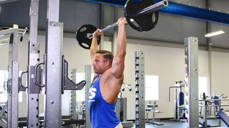 Gợi ý các bài tập vai rộng và săn chắc3