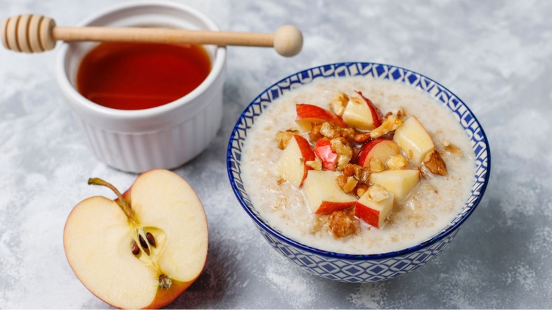 Cháo kê táo đỏ thơm dịu, giúp dưỡng vị và bồi bổ cơ thể nhẹ nhàng