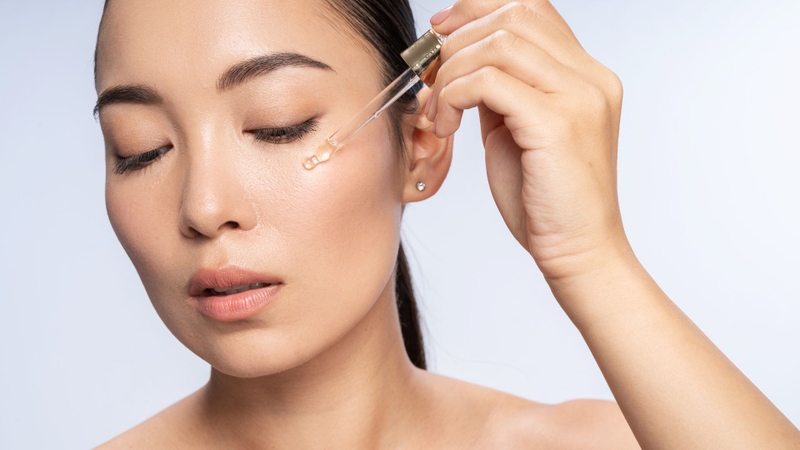 Gợi ý tiêu chí lựa chọn serum phục hồi da mỏng yếu nhạy cảm 3