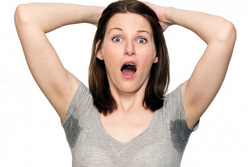 Hạ đường huyết vã mồ hôi và cách xử lý